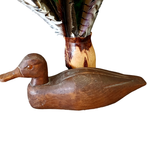 Handcarved wooden duck decoy, Cozy Cabincore, man cave, hunting lodge - Picture 10 of 11